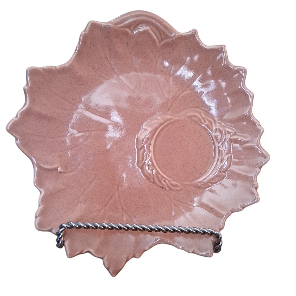 Vtg Woodfield MFG By Steubenville Soft Pink Grape Leaf Golden Fawn Plate 9"